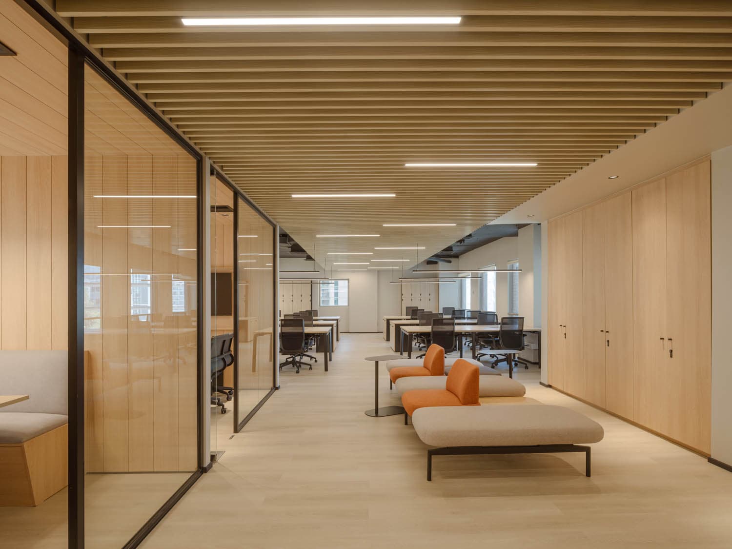 Oficinas Transtel Nayax — detalle 2