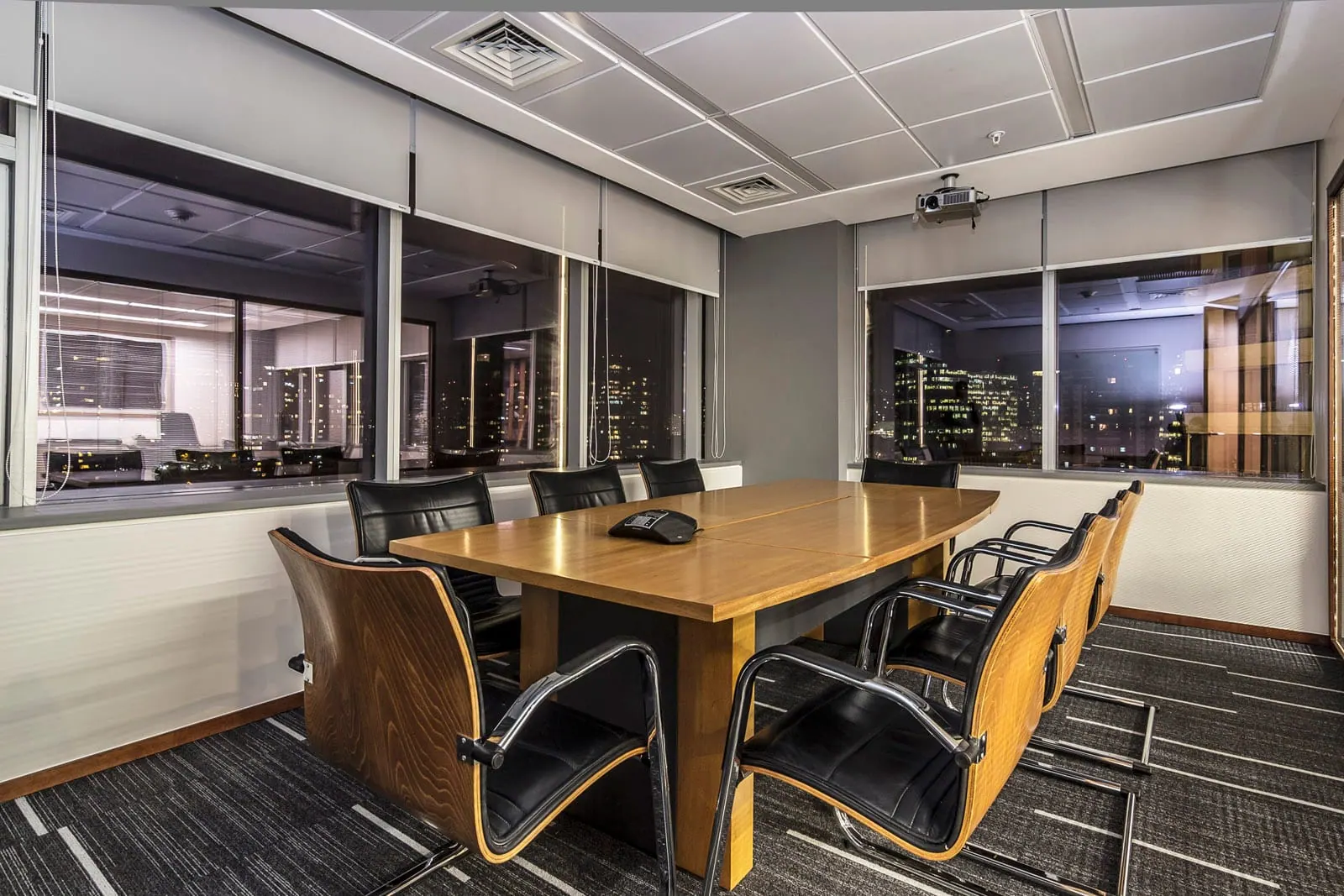 Oficinas Biotoscana — detalle 3