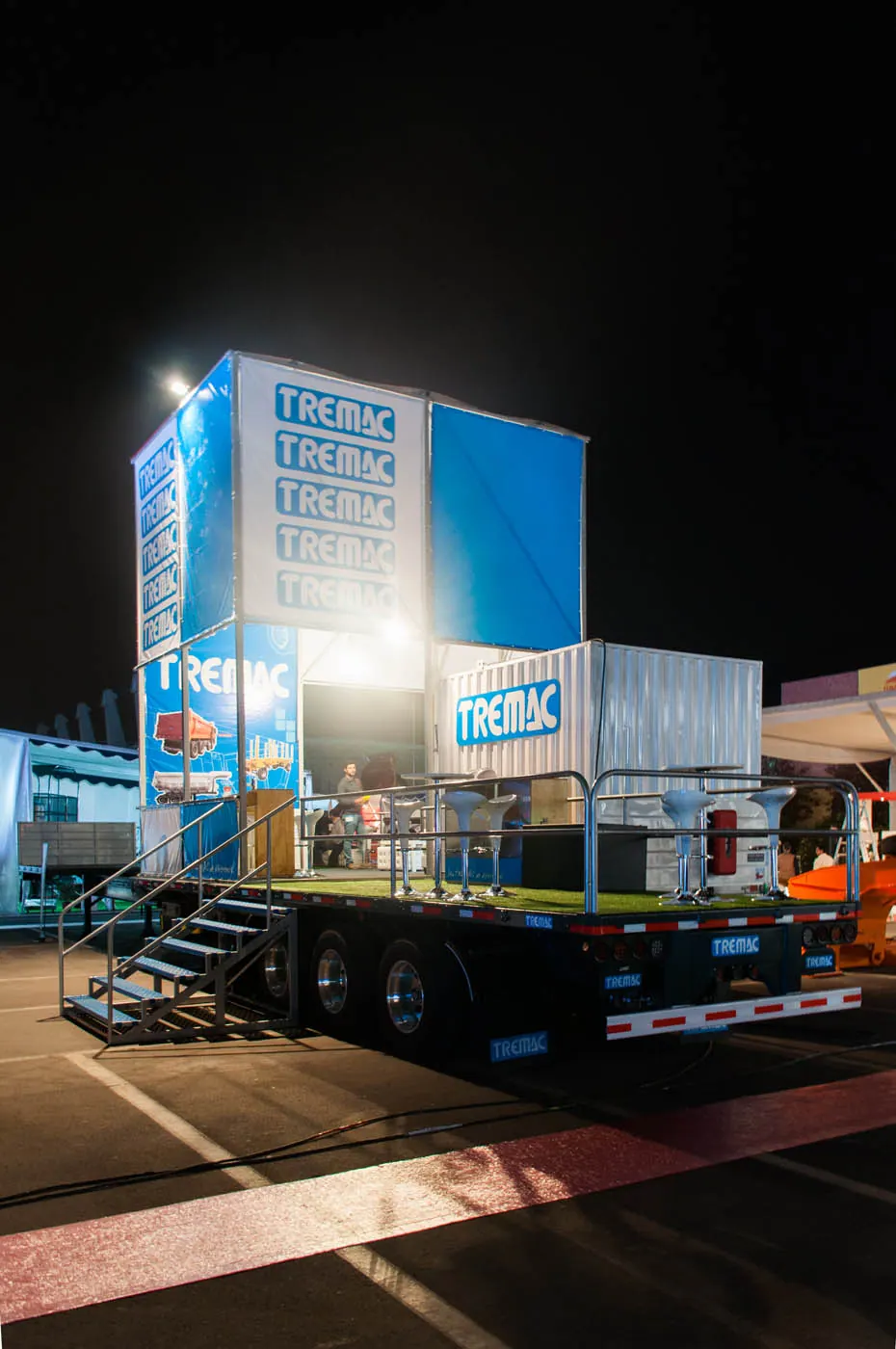 Tremac Stand at Fenatran — detalle 1